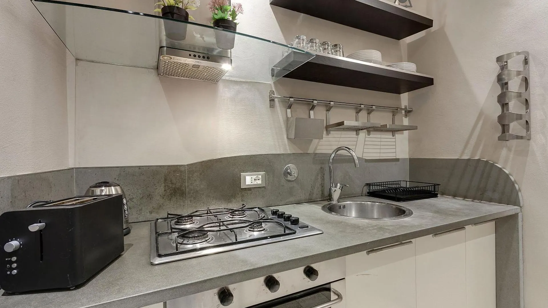 Calzaiuoli Apartments By Mamo Florence