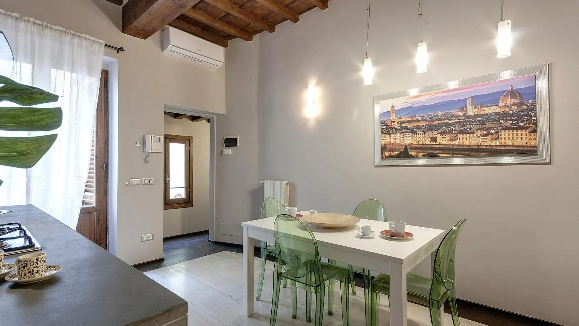 Calzaiuoli Apartments By Mamo Florence