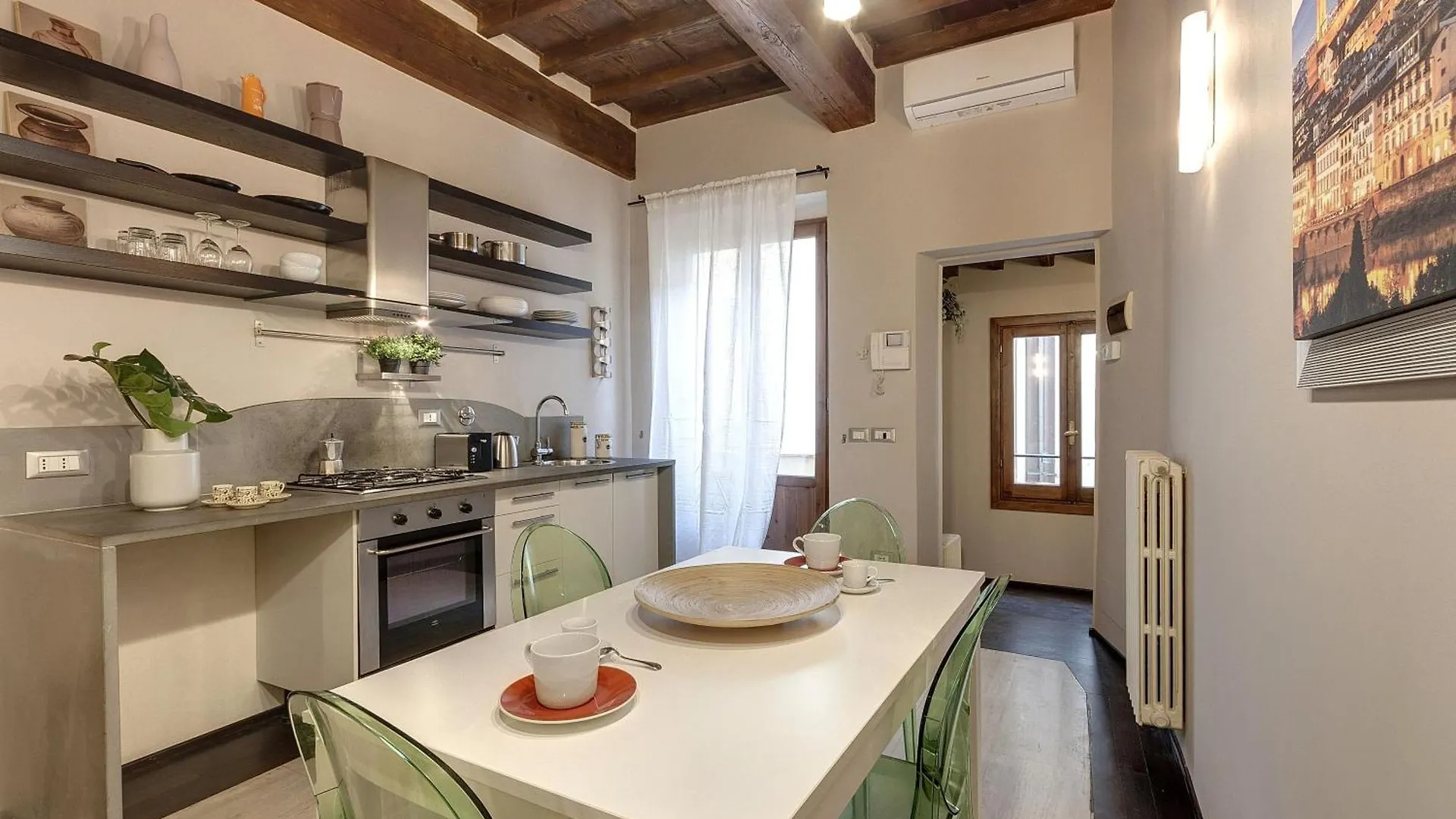 Calzaiuoli Apartments By Mamo Florence 0*,  Italy
