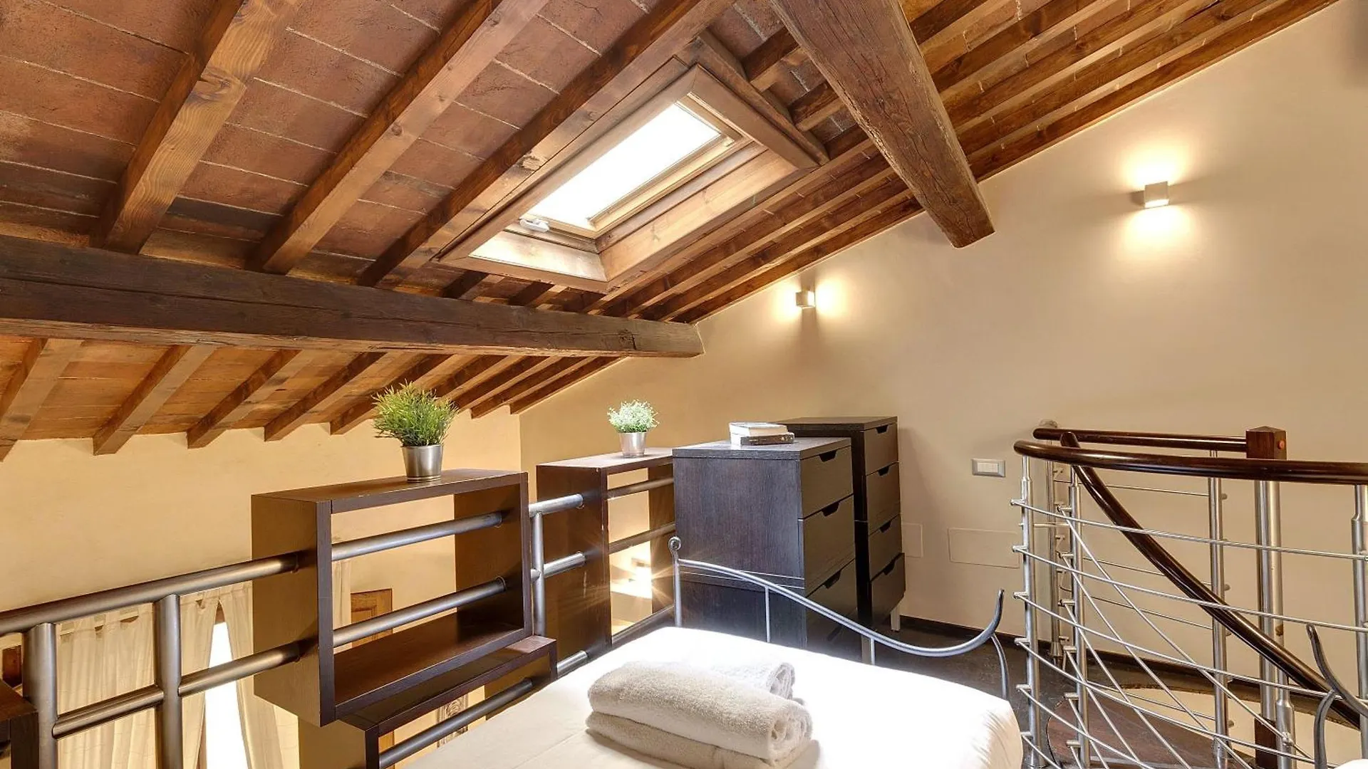 Calzaiuoli Apartments By Mamo Florence Italië