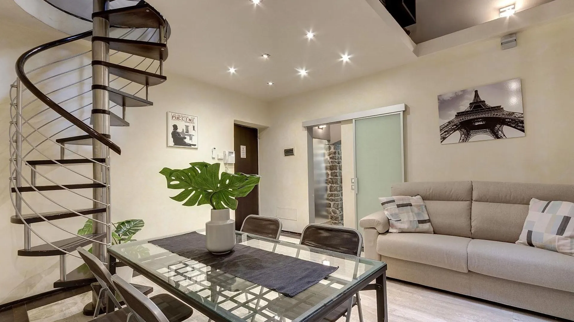 Calzaiuoli Apartments By Mamo Florence